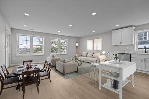 $679,999 | 804 Douglas Avenue, Providence, RI 02908