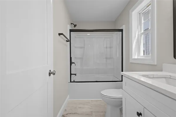 $679,999 | 804 Douglas Avenue, Providence, RI 02908