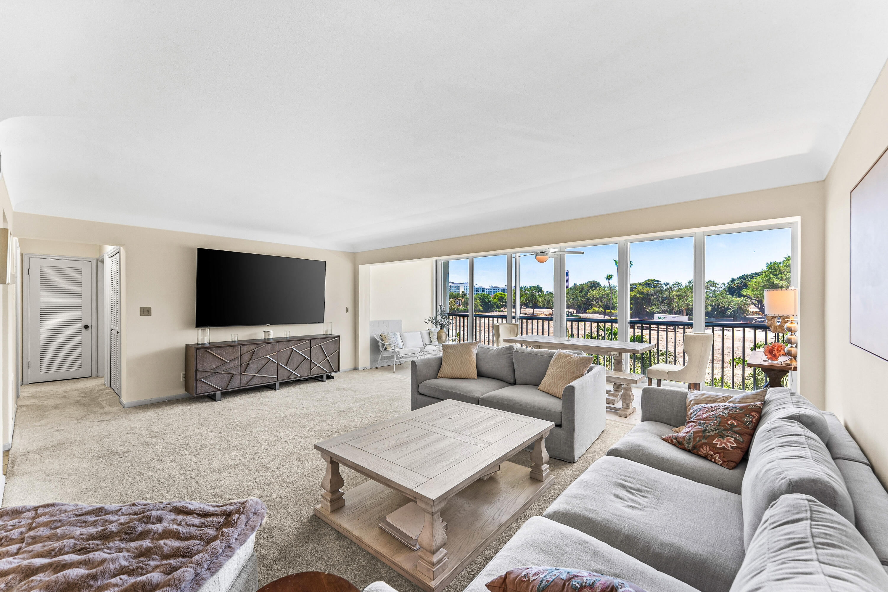 300 East Royal Palm Road, Unit 340 Boca Raton, FL 33432 - Photo 6 of 26 007-300EastRoyalPalmRoad-BocaRaton-FL-33