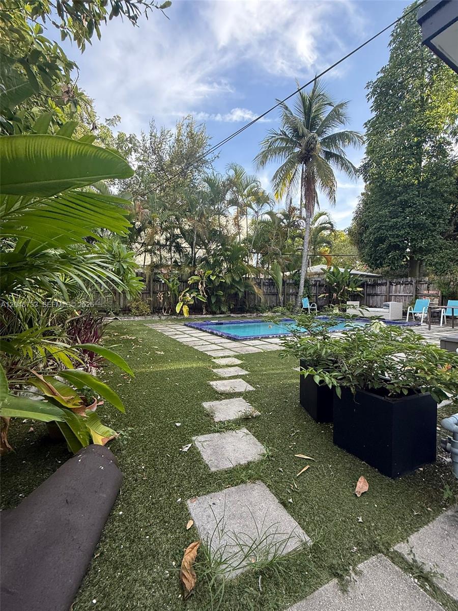 528 Northeast 70th Street, Unit TOP Miami, FL 33138 - Photo 17 of 19