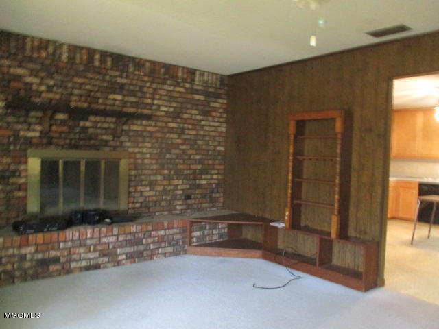 8909 Ollie Vice Road Moss Point, MS 39562 - Photo 7 of 25 Ollie Vice 018
