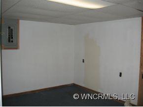299 Canary Spring Road Sylva, NC 28779 - Photo 10 of 11 Gallery Image 10