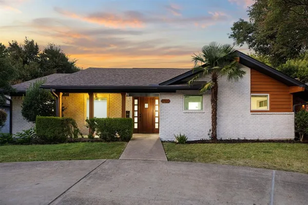 $5,500 | 10922 Ferndale Road, Dallas, TX 75238