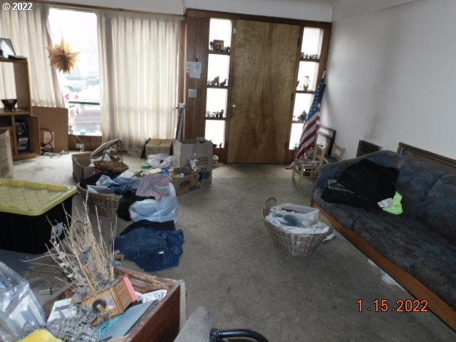 41 Crosby Avenue Springfield, OR 97477 - Photo 2 of 13 Gallery Image 2