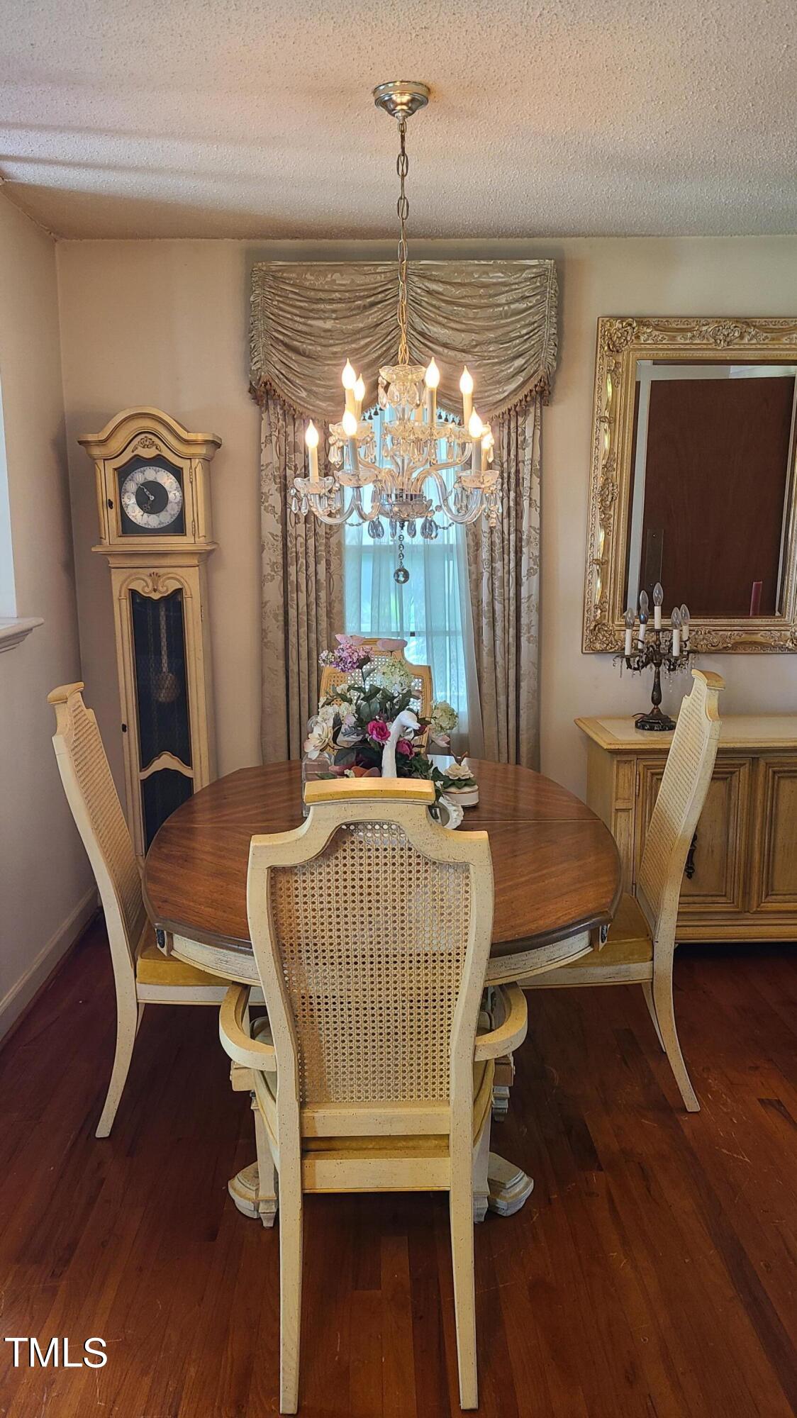 433 Sunnyview Road Henderson, NC 27536 - Photo 9 of 38 20240307_135749