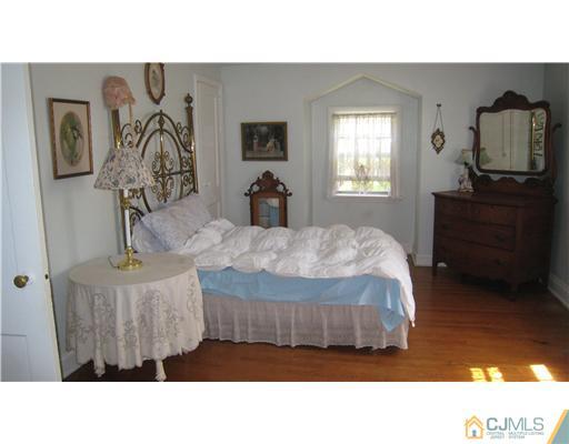 52 Pennington Road New Brunswick, NJ 08901 - Photo 15 of 18 Gallery Image 15