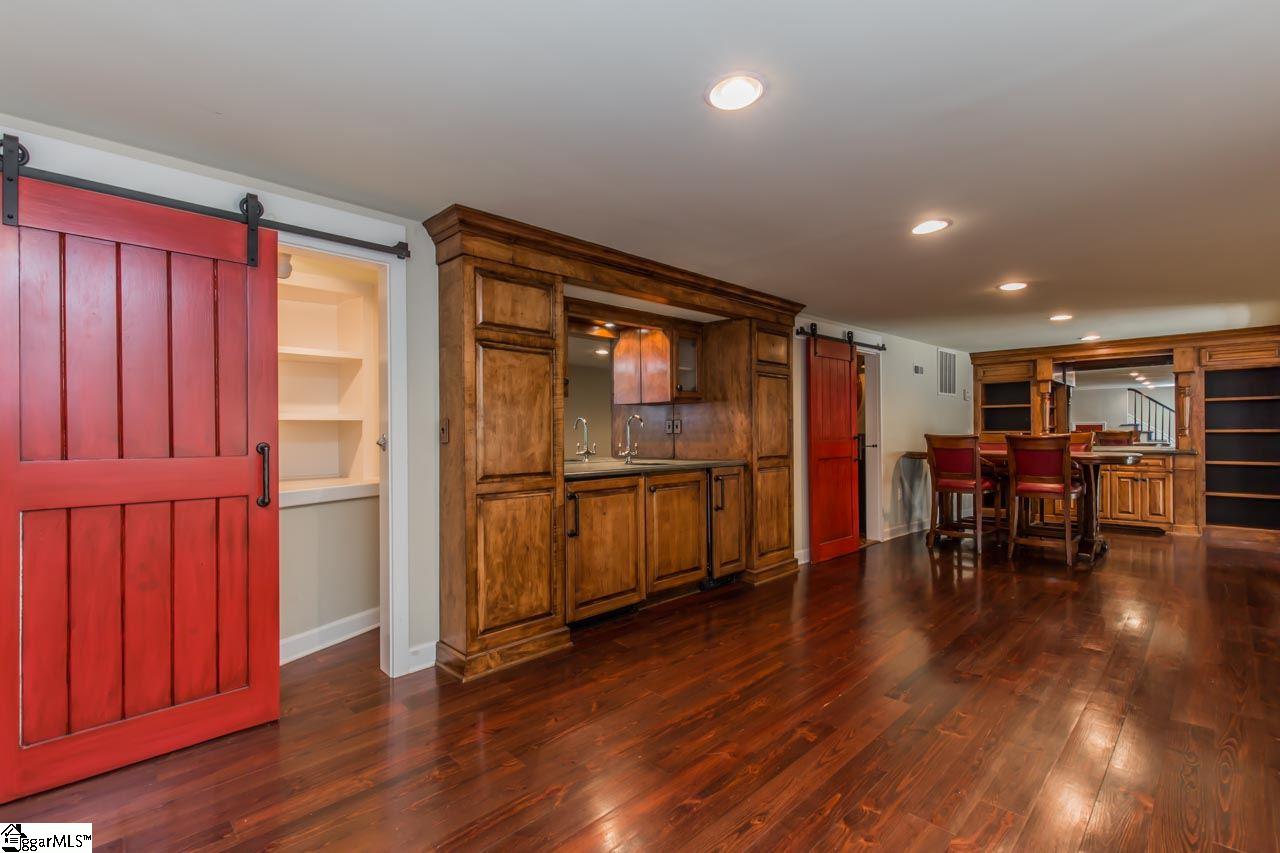 333 Riverside Drive Greenville, SC 29605 - Photo 21 of 35 Gallery Image 21