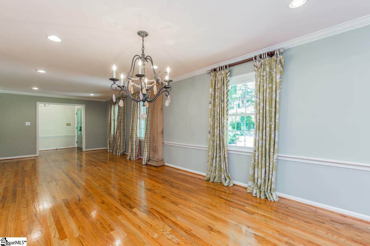 333 Riverside Drive Greenville, SC 29605 - Photo 10 of 35 Gallery Image 10