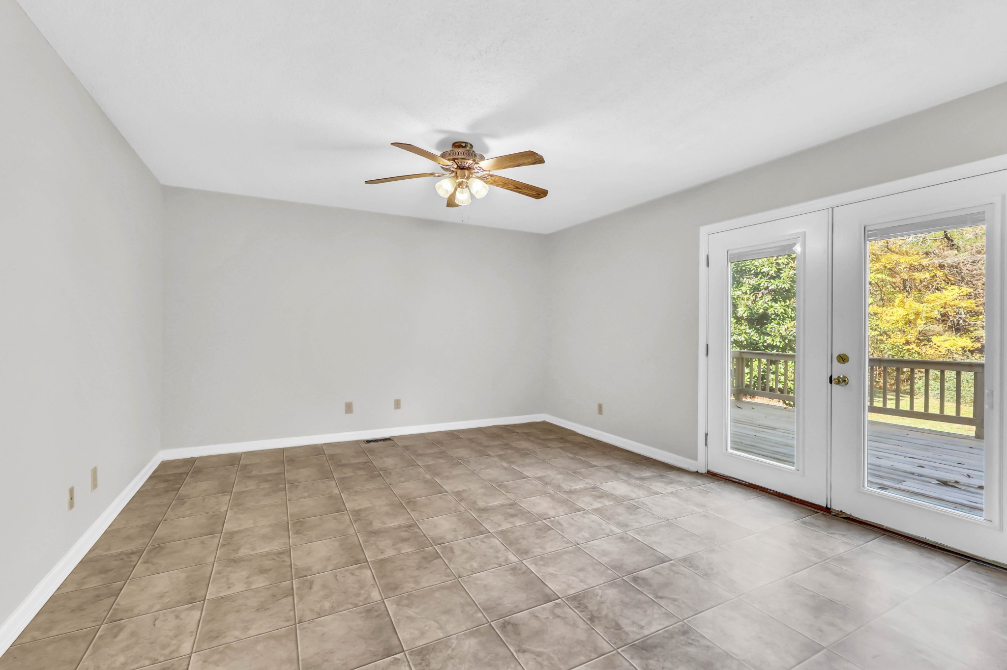 331 Dunbrook Drive Clarksville, TN 37043 - Photo 10 of 44