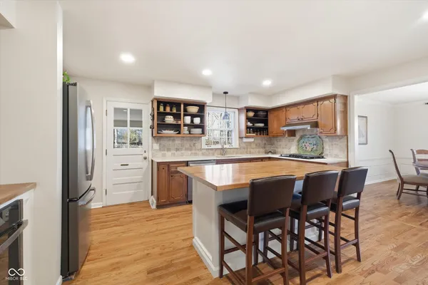 $790,000 | 6203 Hillcrest Lane, Indianapolis, IN 46220