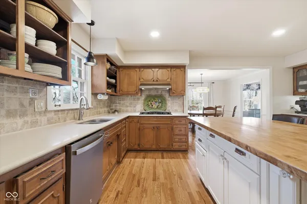 $790,000 | 6203 Hillcrest Lane, Indianapolis, IN 46220