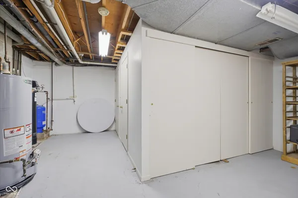 $790,000 | 6203 Hillcrest Lane, Indianapolis, IN 46220