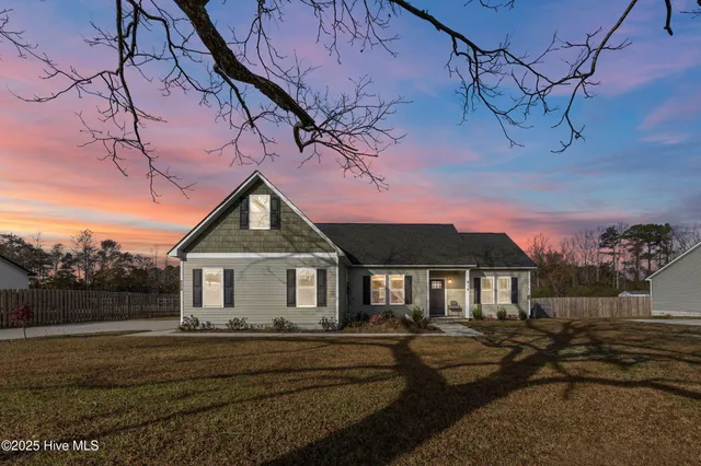 $299,900 | 914 Haw Branch Road, Beulaville, NC 28518