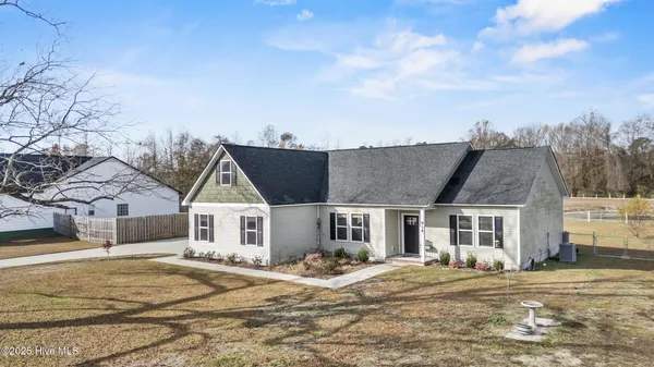 $290,000 | 914 Haw Branch Road, Beulaville, NC 28518