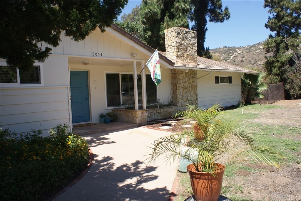 9054 Old Castle Road Valley Center, CA 92082 - Photo 3 of 25