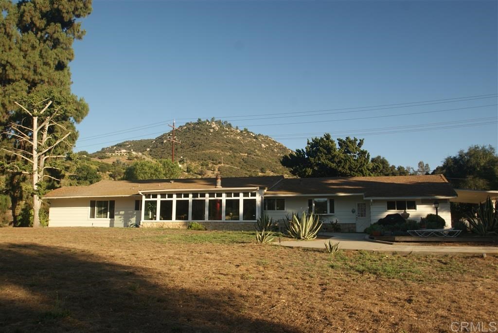 9054 Old Castle Road Valley Center, CA 92082 - Photo 22 of 25