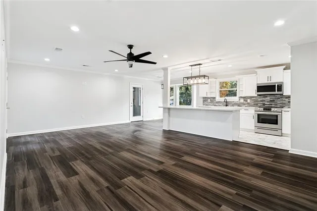 $241,500 | 516 Poplar Drive, Slidell, LA 70458