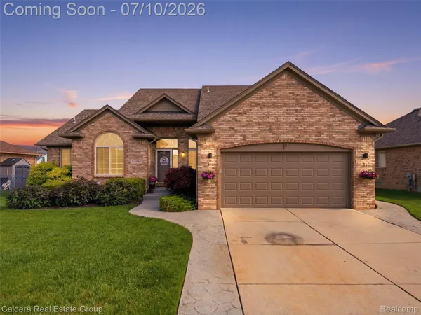 $434,900 | 22449 Bluewater Drive, Macomb, MI 48044