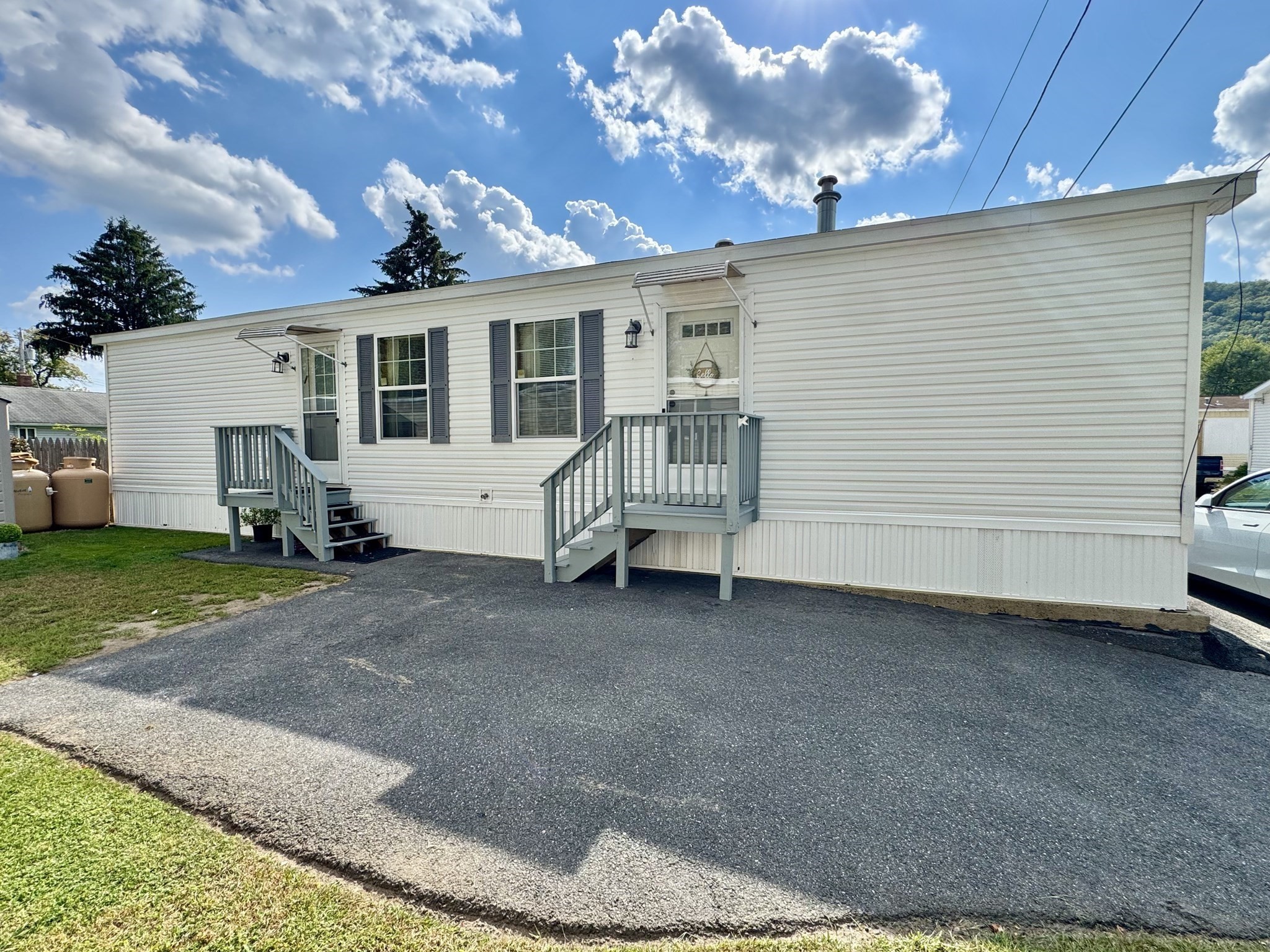 268 Palmer Road, Unit 2 Monson, MA 01057 - Photo 1 of 9 Gallery Image 1