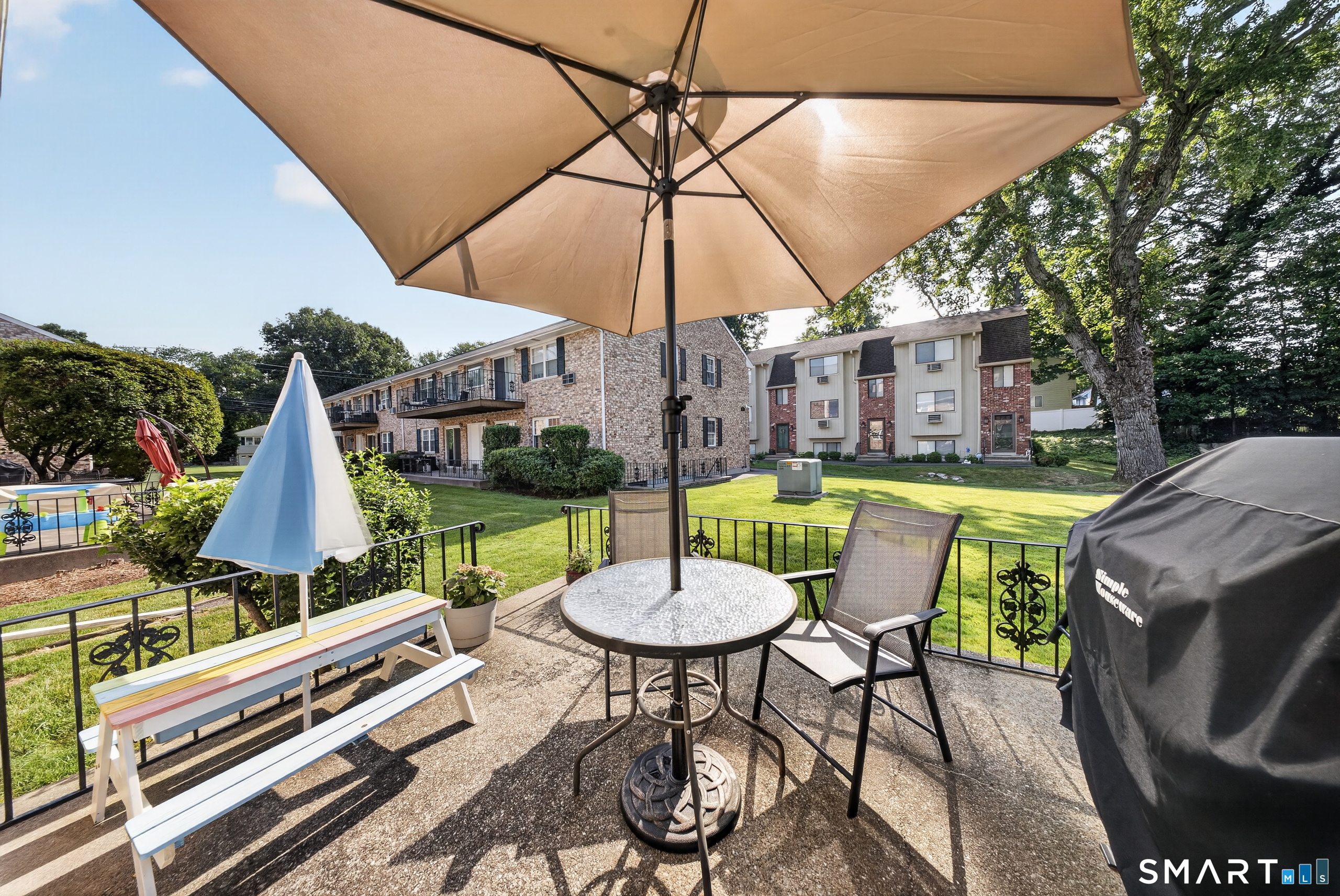 35 Woodway Road, Unit A8 Stamford, CT 06907 - Photo 24 of 40