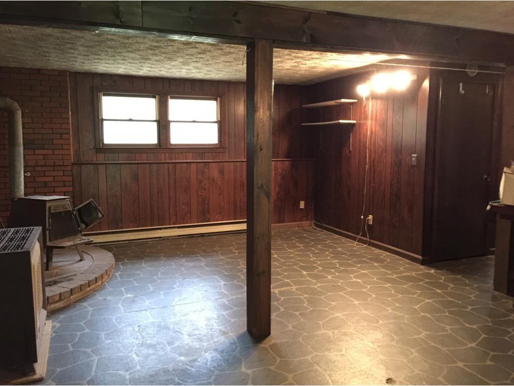 176 Island Pond Road Derry, NH 03038 - Photo 17 of 26