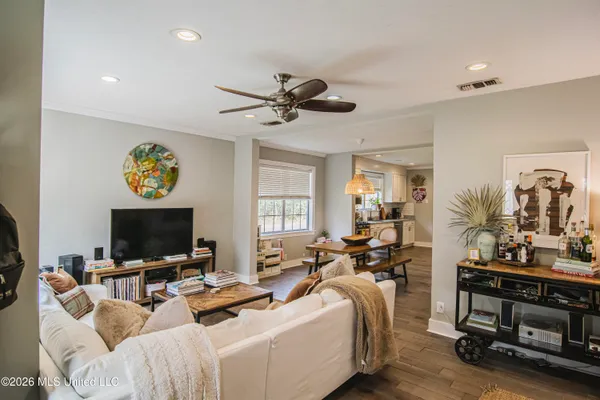 $255,000 | 1704 Laurel Street, Jackson, MS 39202