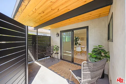 $2,999,000 | 2621 Veteran Avenue, Los Angeles, CA 90064