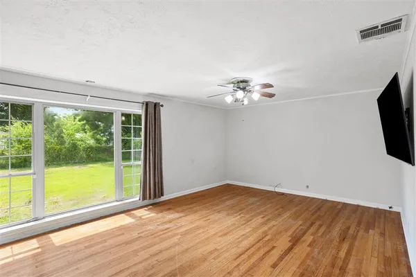 $1,400 | 2207 Clooney Street, Lake Charles, LA 70601