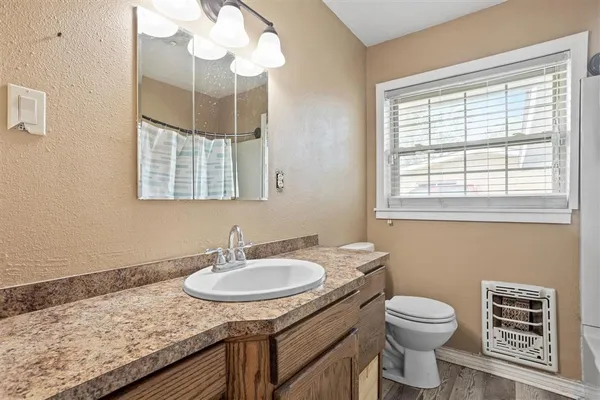 $1,400 | 2207 Clooney Street, Lake Charles, LA 70601