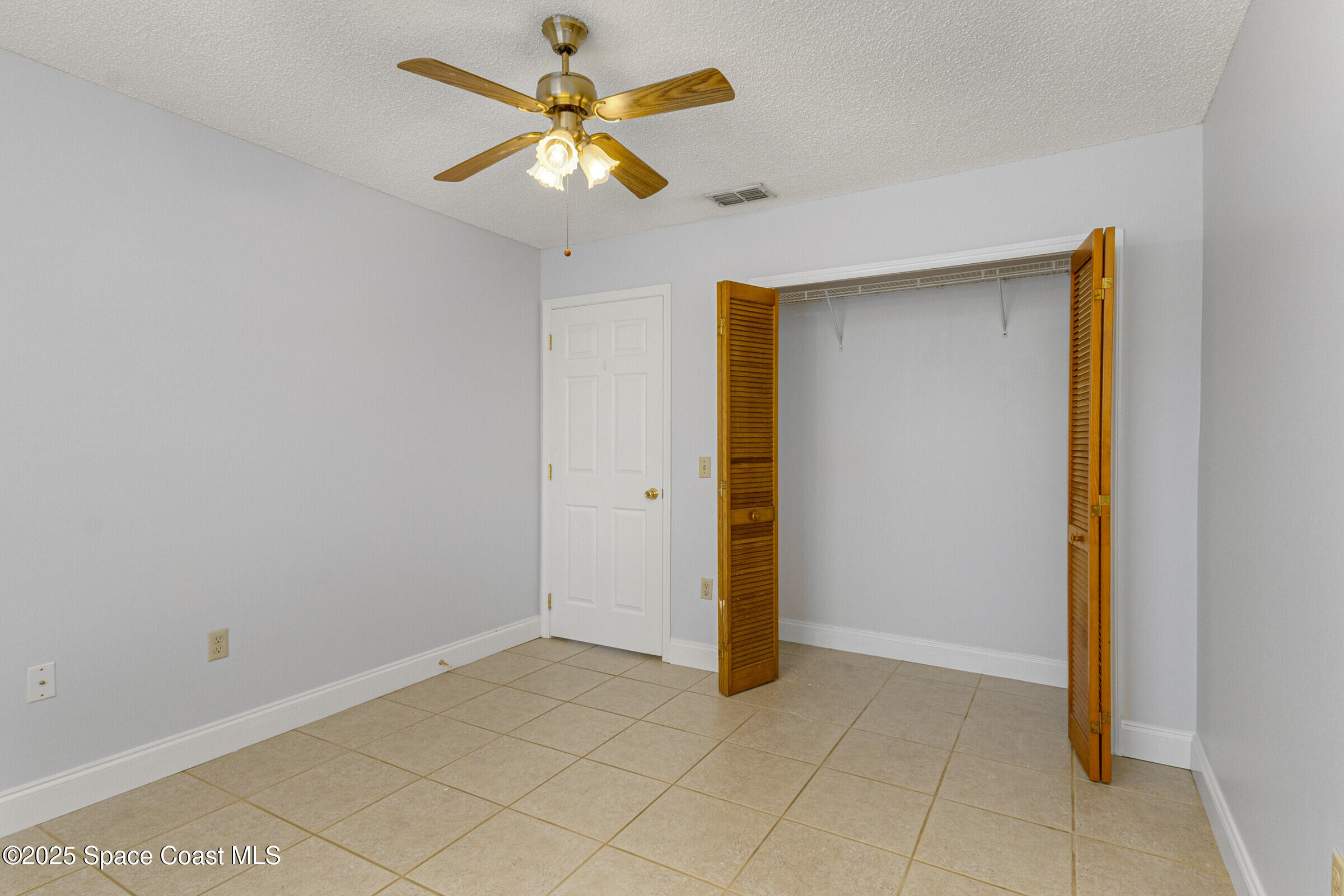265 Spring Drive, Unit 1 Merritt Island, FL 32953 - Photo 19 of 40 10_265Spring202_mls