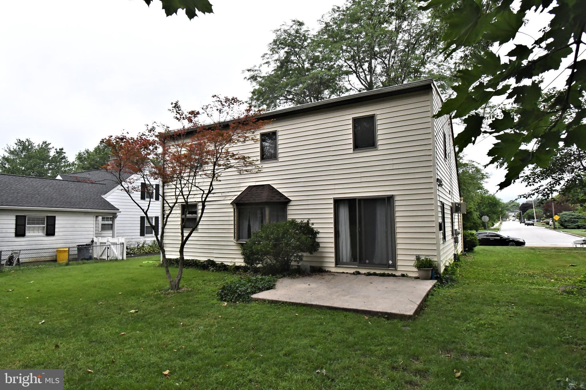500 Burton Road Oreland, PA 19075 - Photo 49 of 54 Exterior rear