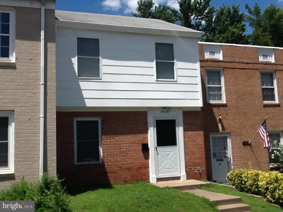 9216 Hood Road Manassas, VA 20110 - Photo 1 of 16 Exterior (Front)