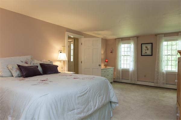 12 Edgehill Road Hopkinton, MA 01748 - Photo 25 of 30 Gallery Image 25