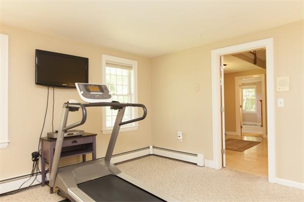 12 Edgehill Road Hopkinton, MA 01748 - Photo 27 of 30 Gallery Image 27