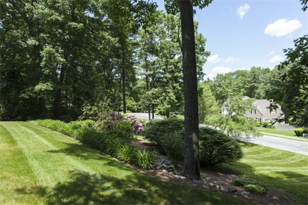 12 Edgehill Road Hopkinton, MA 01748 - Photo 29 of 30 Gallery Image 29