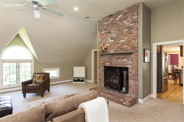 12 Edgehill Road Hopkinton, MA 01748 - Photo 8 of 30 Gallery Image 8