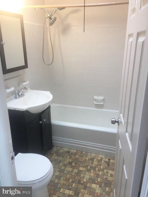 7617 Rugby Street Philadelphia, PA 19150 - Photo 15 of 23 Bathroom