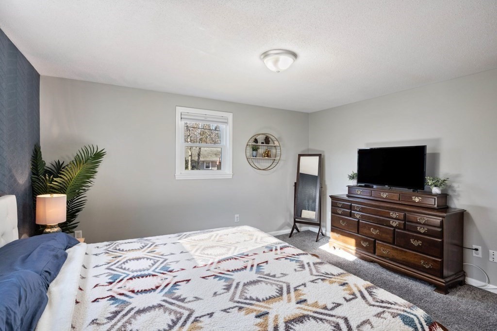 67 East Shore Road Holbrook, MA 02343 - Photo 14 of 28 Gallery Image 14