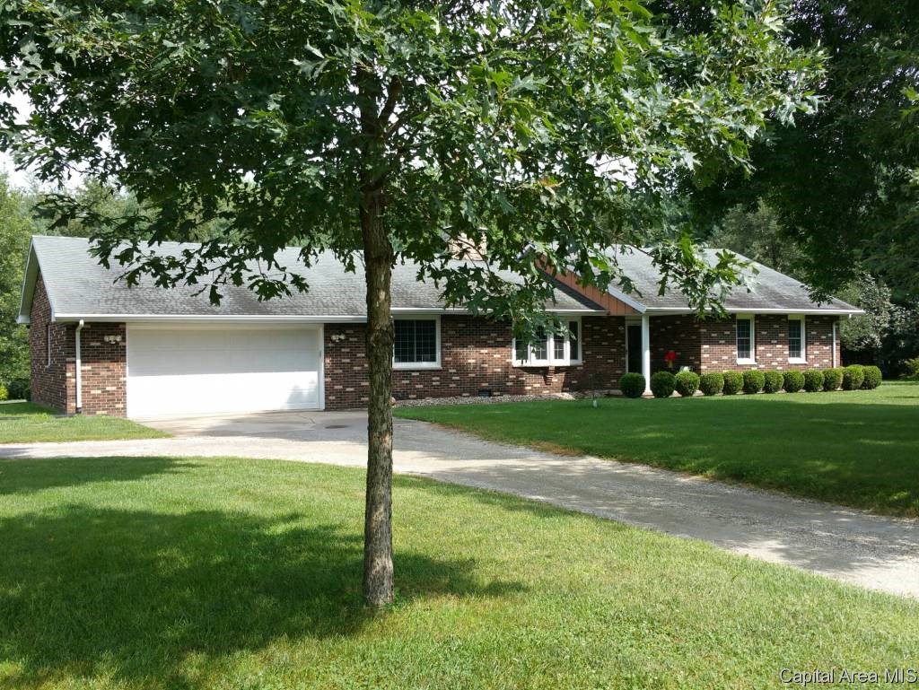 4810 Cockrell Lane Springfield, IL 62711 - Photo 1 of 6