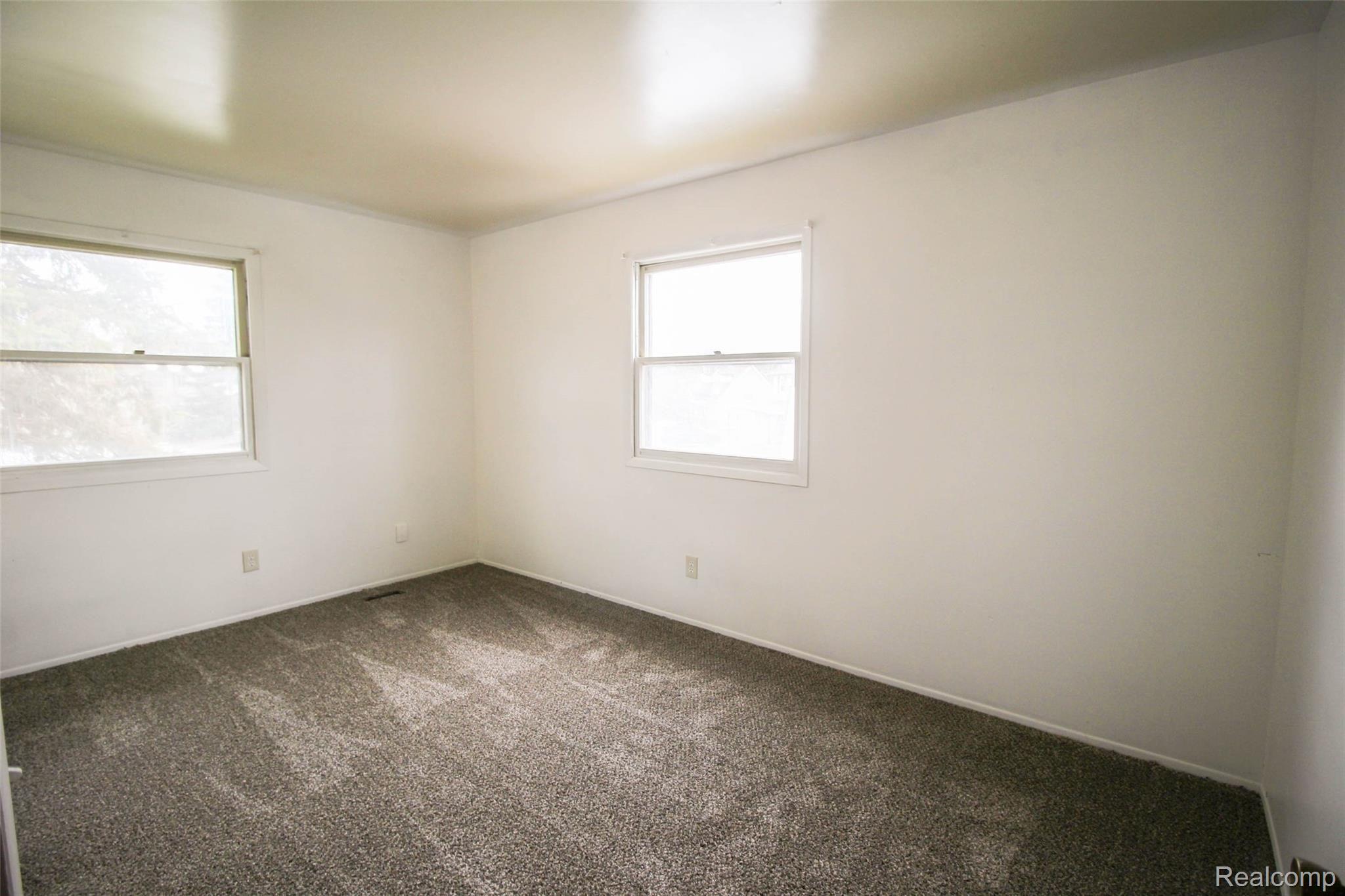 1258 Stonehenge Road Flint, MI 48532 - Photo 13 of 30 IMG_9511.jpg