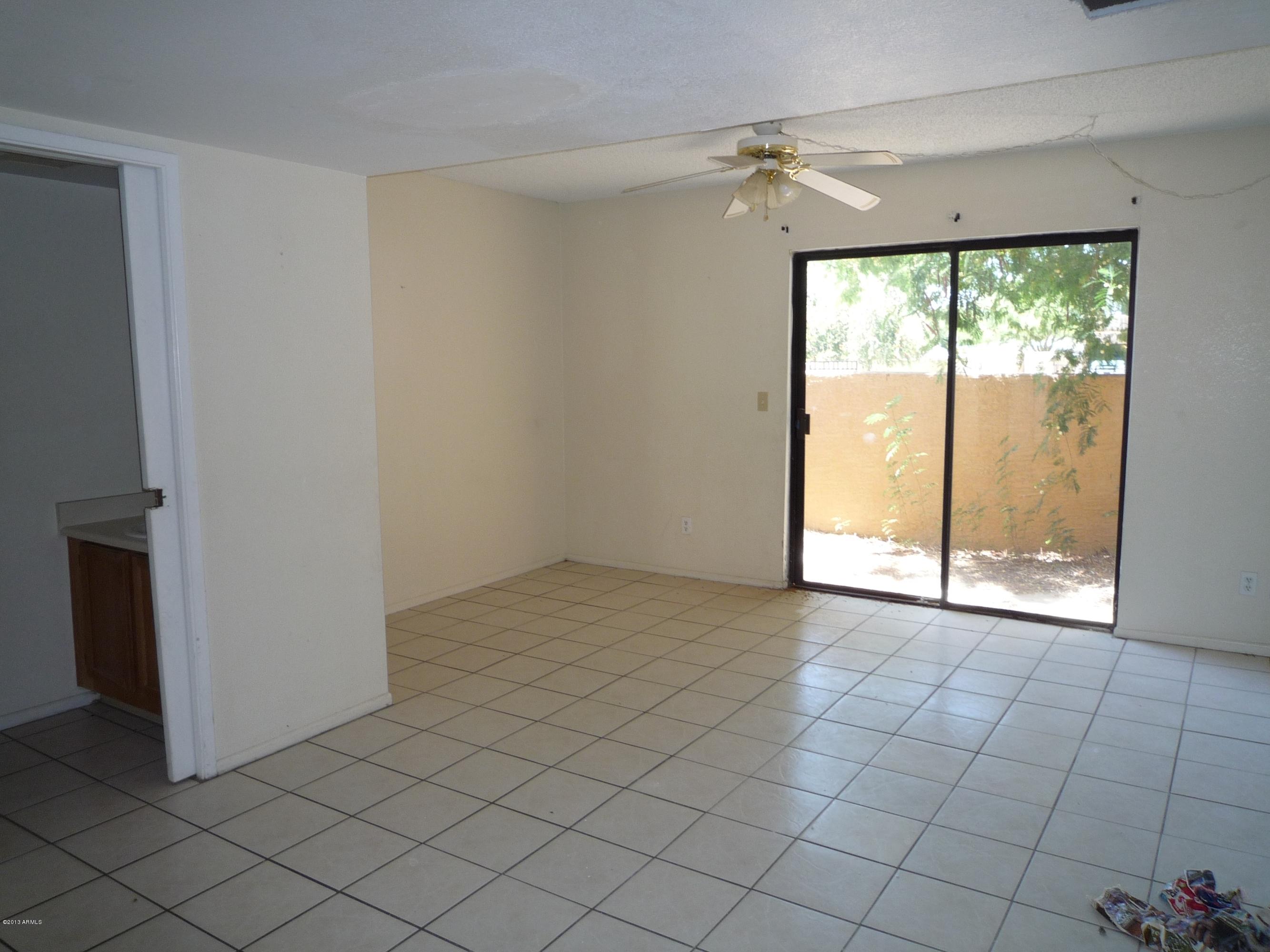 2031 West Bloomfield Road, Unit 5 Phoenix, AZ 85029 - Photo 8 of 18 2