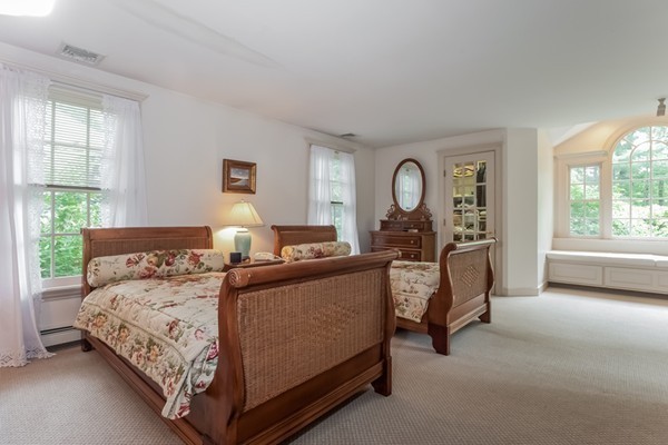 43 Old County Road Hingham, MA 02043 - Photo 12 of 30 Gallery Image 12