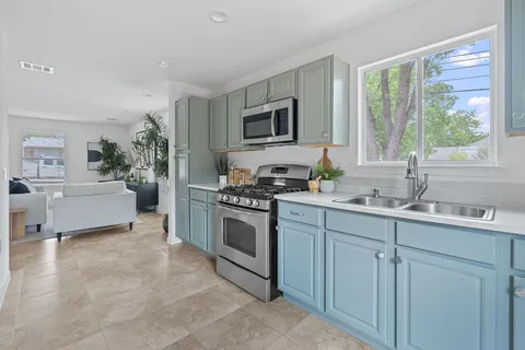 $625,000 | 3404 Thomas Kincheon Street, Unit 1 & 3, Austin, TX 78745