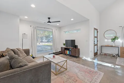 $625,000 | 3404 Thomas Kincheon Street, Unit 1 & 3, Austin, TX 78745