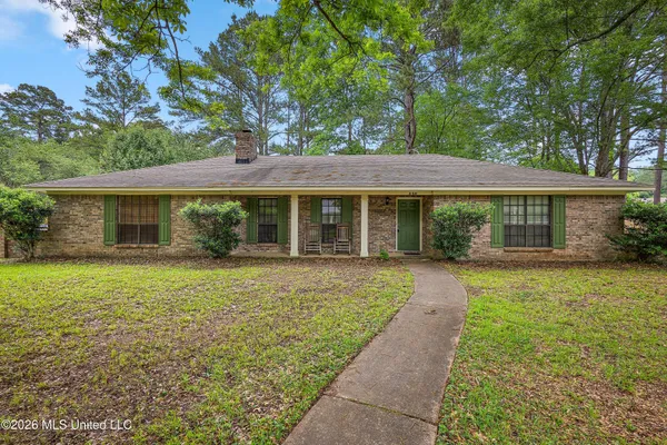 $179,900 | 548 Vineland Drive, Jackson, MS 39212