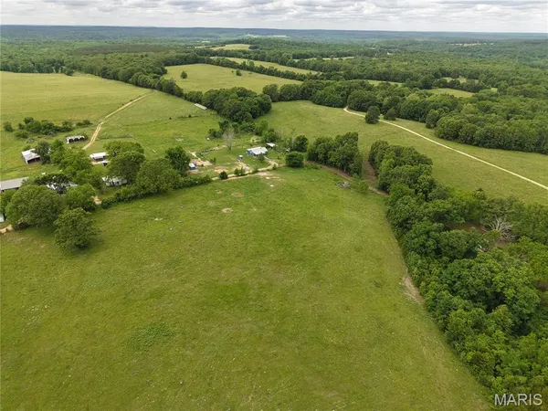 $235,000 | 40190 Dandelion Road, Falcon, MO 65470