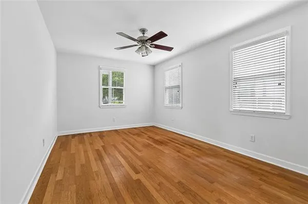 $2,000 | 6942 Canal Boulevard, New Orleans, LA 70124