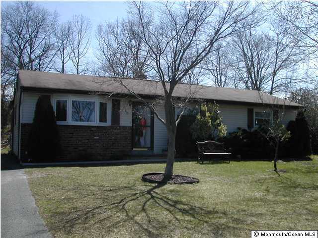 19 Redwood Road Howell, NJ 07731 - Photo 2 of 3 Additional Photo
