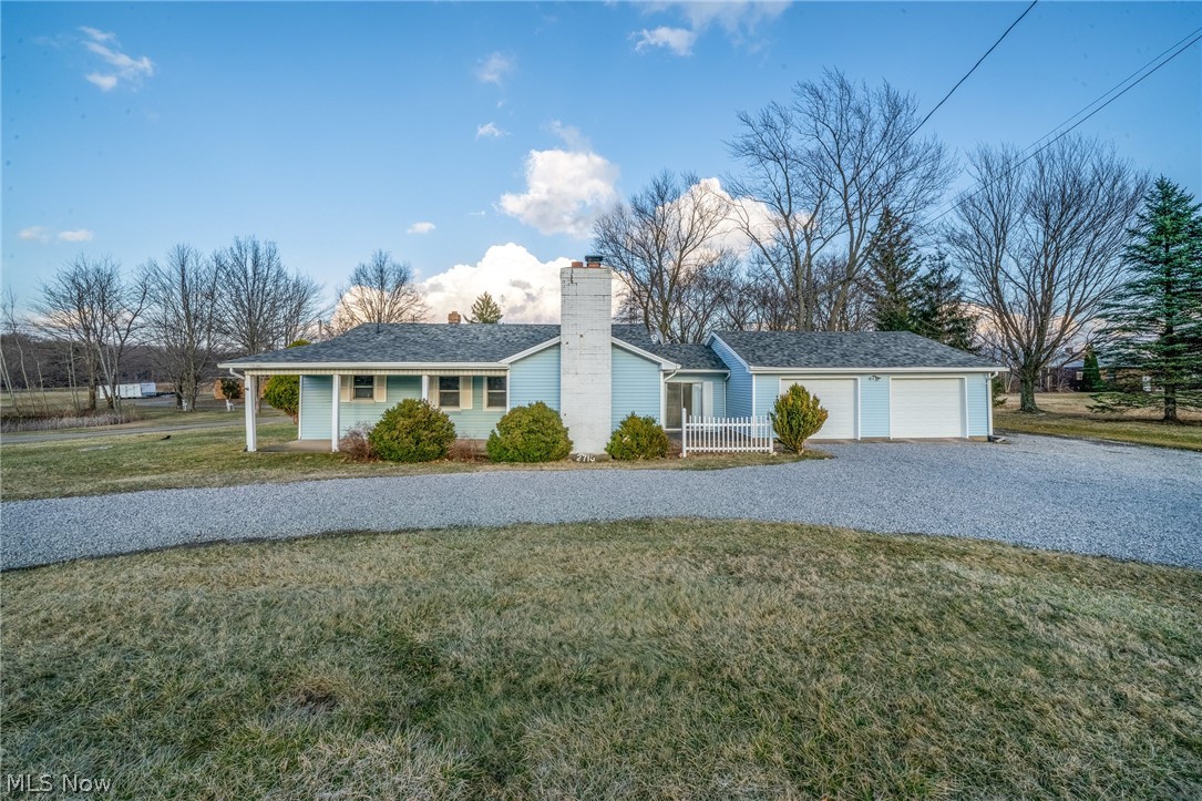 2718 Homeworth Road Alliance, OH 44601 - Photo 1 of 27