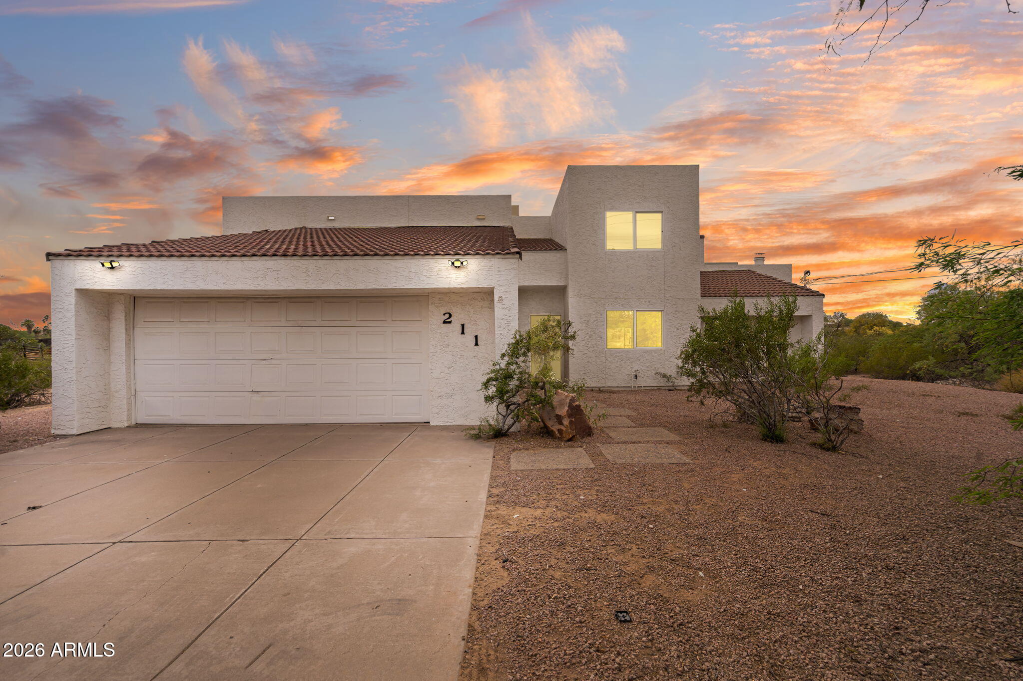 211 East Campo Desierto Road Tempe, AZ 85288 - Photo 1 of 26